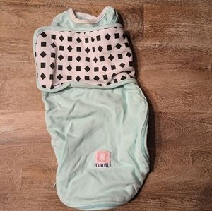 Nanit swaddle with breathe wear size 0-3 months light green